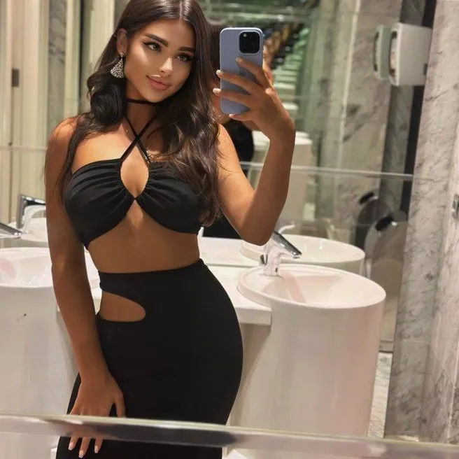 Подработка красивым девушкам в эскорте 