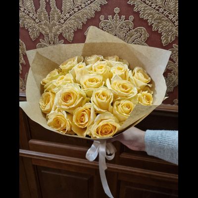 Роза Россия 40 см 19 шт