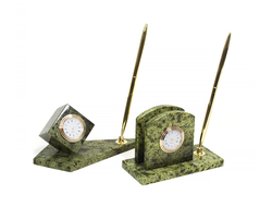 Визитницы настольные с часами, разные виды