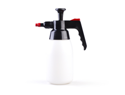 Распылитель жидкостей с ручным нагнетателем 1л