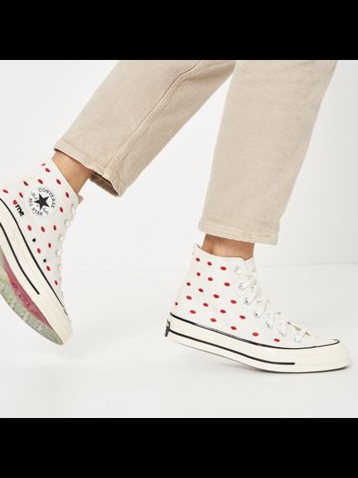 Converse Chuck Taylor Valentines Day белые высокие с губками