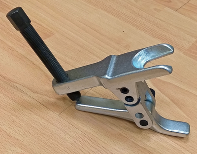 Съемник шаровых опор и рулевых тяг А=22мм, Н=60-80мм