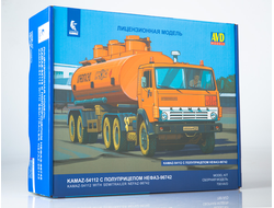 Сборная модель: (AVD Models 7061AVD) КАМАЗ-54112 с полуприцепом НЕФАЗ-96742