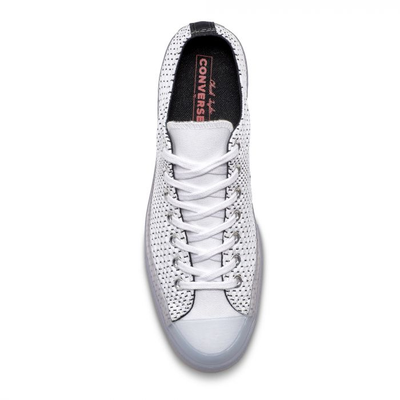 Chuck 70 neon wave low top hotsell