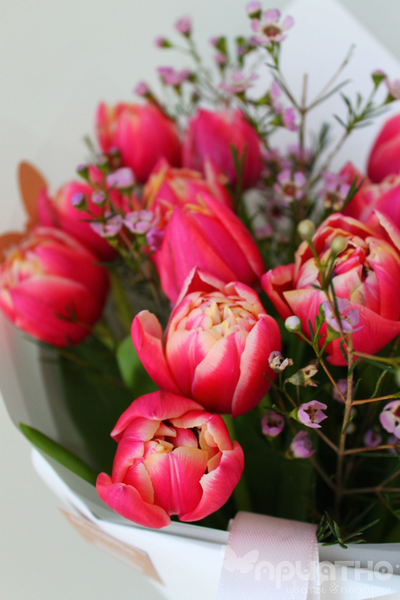 Букет цветов на 8 марта № 705