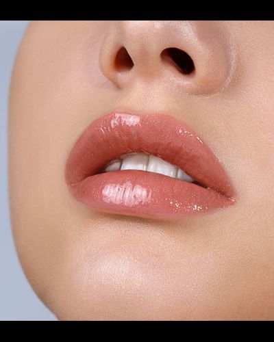 Блеск для губ Glass shine Luxvisage