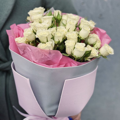 Букет из 9 кустовых роз