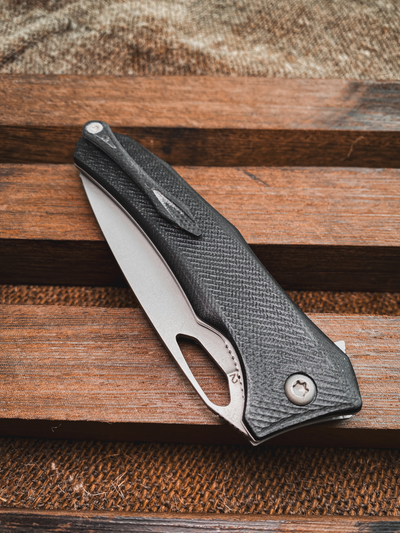 Складной нож Бизон сталь D2, рукоять G10, цвет черный