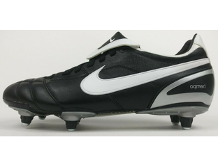 nike tiempo mystic ii