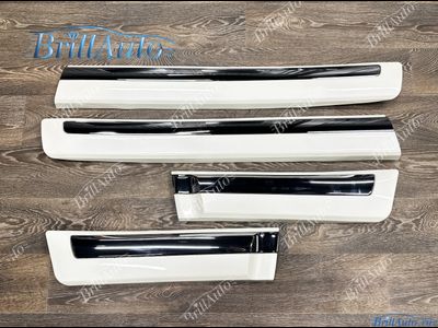 Молдинги Toyota Land Cruiser 200 12-15 широкие белые
