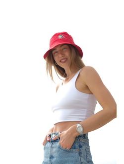 Панама взрослая красная (мяч классический/пляжный)