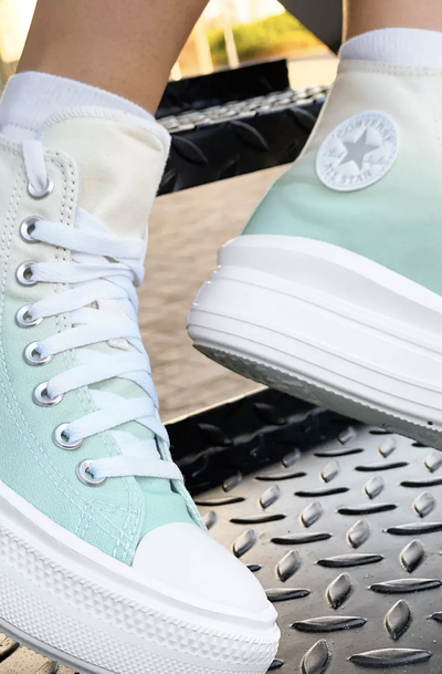 Кеды Converse Move Ombre разноцветные высокие 572898C фото на ноге 3