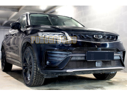 Защита радиатора для Geely Tugella 2020- black верх с камерой