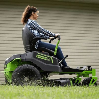 Райдер Zero-Turn Greenworks Crossover-Z GC82ZT107 82V