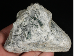 Тальк белый с актинолитом, необработанный, дикий образец, Россия, Северный Кавказ, КЧР (94*65*30 мм, 240 г) №37781