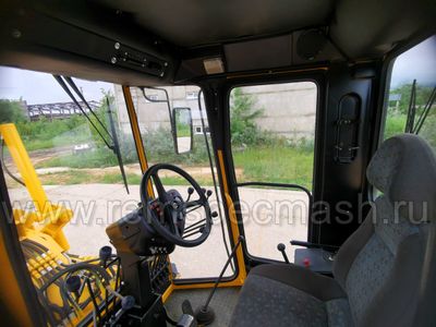 Автогрейдер ДЗ-122Б-7