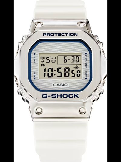 Часы Casio G-Shock GM-5600LC-7