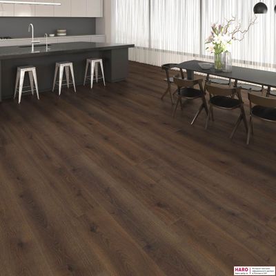 Ламинат Haro Tritty 100 Gran Via Дуб Контура Дымчатый 540267 32 класс толщина 8 мм с фаской 2.68 м2