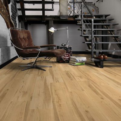 Виниловый пол Wineo 400 Wood XL Дуб Натуральный Теневой MLD292WXL 31 класс толщина 9 мм замковый с фаской и подложкой на HDF-плите 2.1 м2