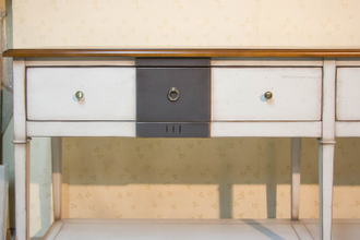 Консоль французская 2 ящика