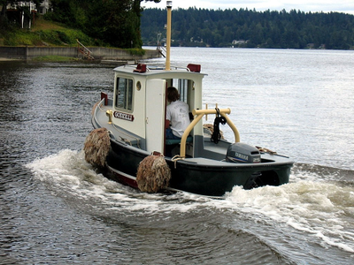 Катер-буксир