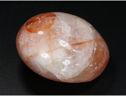 Кварц с гематитом, галтовка крупная, Бразилия (47*39*27 мм, 76 г) №26700