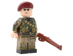 WW2 BRITISH AIRBORNE PARATROOPER