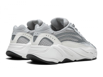 Yeezy boost 700 v2 womens outlet