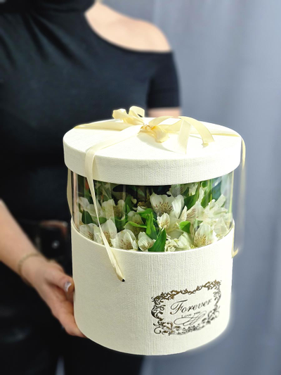 Весенний букет с бабочкой №90