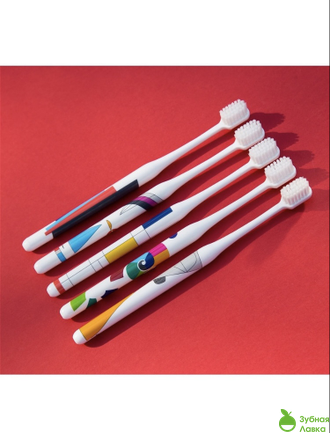 ЗУБНЫЕ КИСТИ MONTCAROTTЕ PICASSO TOOTHBRUSH ABSTRACTION