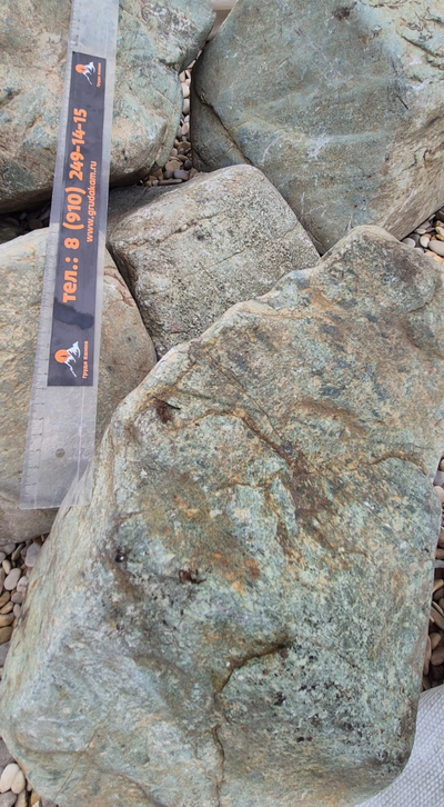 Жадеит, фракция 100-300 мм