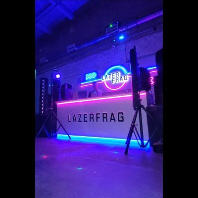 День рождения в лазертаге с танцполом и банкетным залом в Петрозаводске на 3 часа