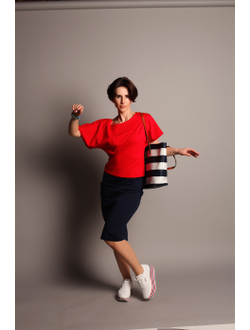 Футболка с широким воротом (красный)