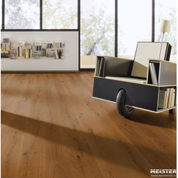 Паркетная доска Meister Дуб Витал Конигстальм 8837 в интерьере