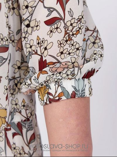 Платье из шифона молочного цвета с растительным орнаментом