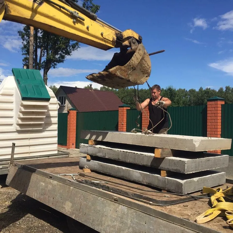 Бетонные плиты для нижнего якорения погреба