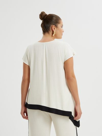 Топ ассиметричный с чёрной оторочкой по низу