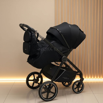 Детская коляска 3 в 1 Luxmom 812 Черный