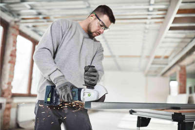 Аккумуляторные углошлифовальные машинки AGC 18-125 EB-Basic