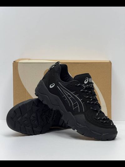 Asics Gel-Pickax Triple Black