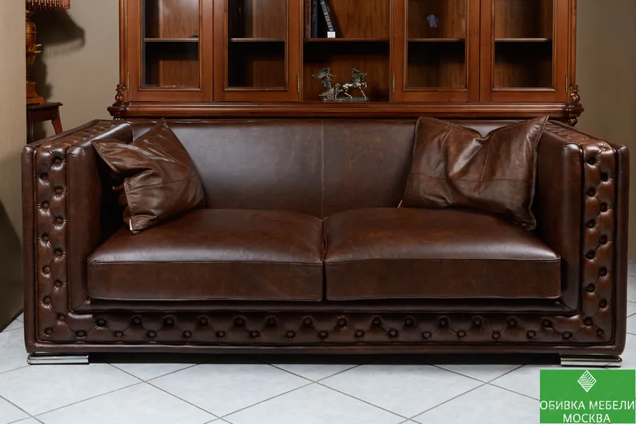 Перетяжка дивана итальянской кожей 
https://obivka-mebeli-moskva.ru/services/italyanskaya-mebel-obivka