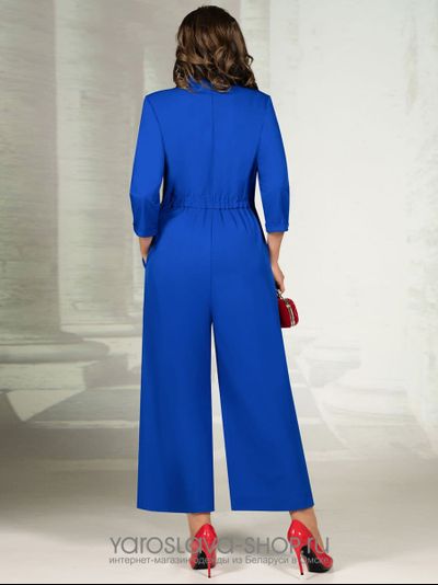 Нарядный комбинезон из костюмно-плательной ткани василькового цвета