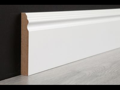 Плинтус напольный