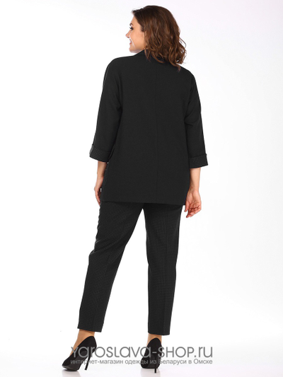 Женский классический костюм костюм в черном цвете