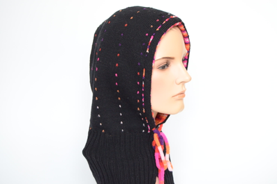 Черный вязаный женский зимний шарф капюшое