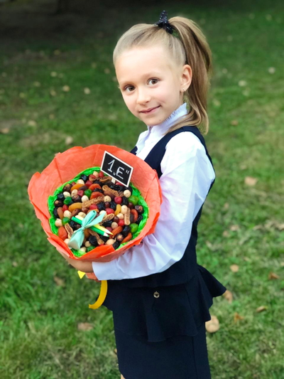 Букет "1 сентября" (в зеленом, оранжевом или жёлтом оформлении)