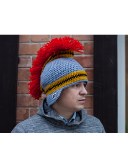 Шапка вязаная Шлем Рыцаря3