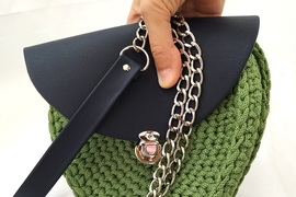 Как связать ровный треугольник для сумки