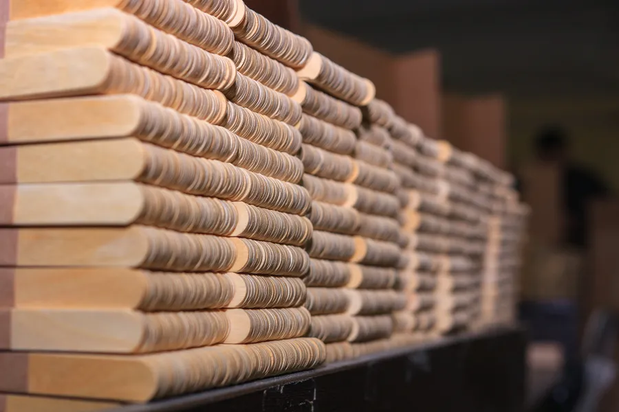 Оптовая партия деревяных палочек