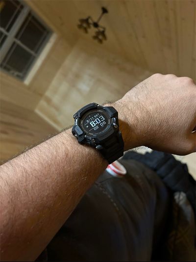 Часы Casio G-Shock GBD-H2000-1B